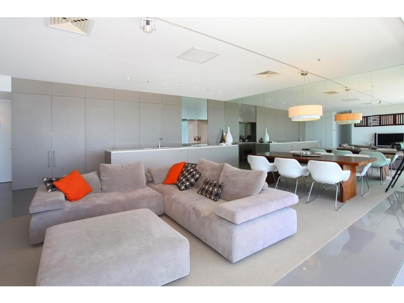 704/159 OLD BURLEIGH ROAD, Broadbeach QLD 4218