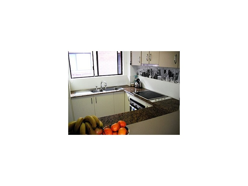 6/10 Aquila Court, Mermaid Waters QLD 4218