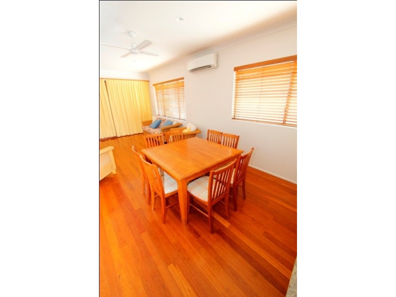 10 Alfred Street, Mermaid Beach QLD 4218