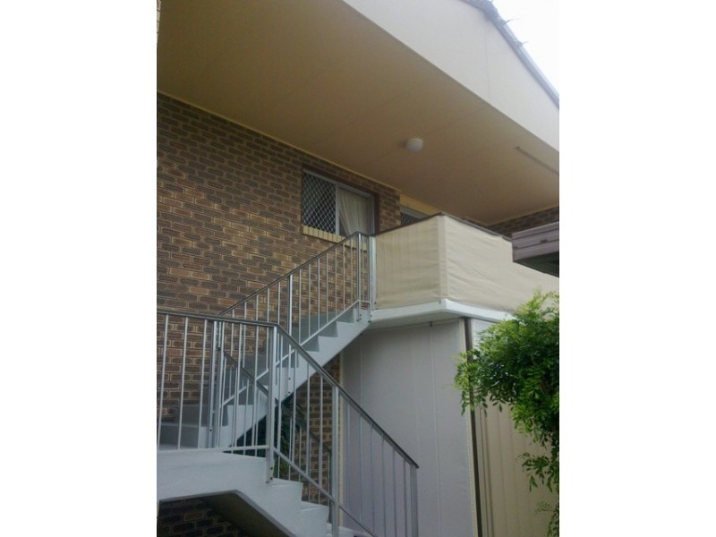 2/18 Adams Avenue, Miami QLD 4220