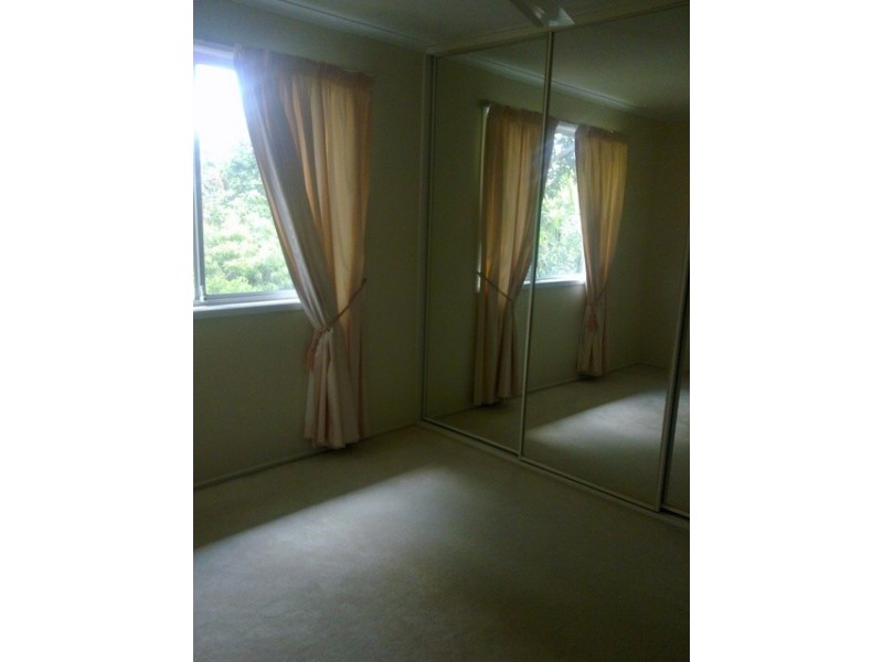 2/18 Adams Avenue, Miami QLD 4220