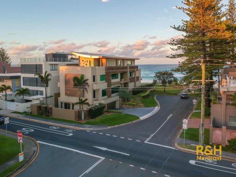 6 FRANCIS STREET, Mermaid Beach QLD 4218