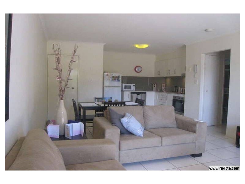 5/2104 Gold Coast Highway, Miami QLD 4220