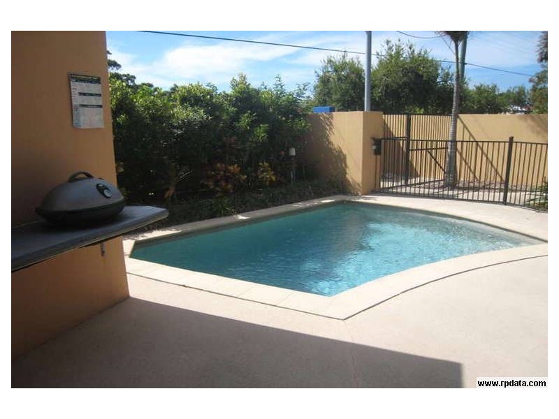 5/2104 Gold Coast Highway, Miami QLD 4220