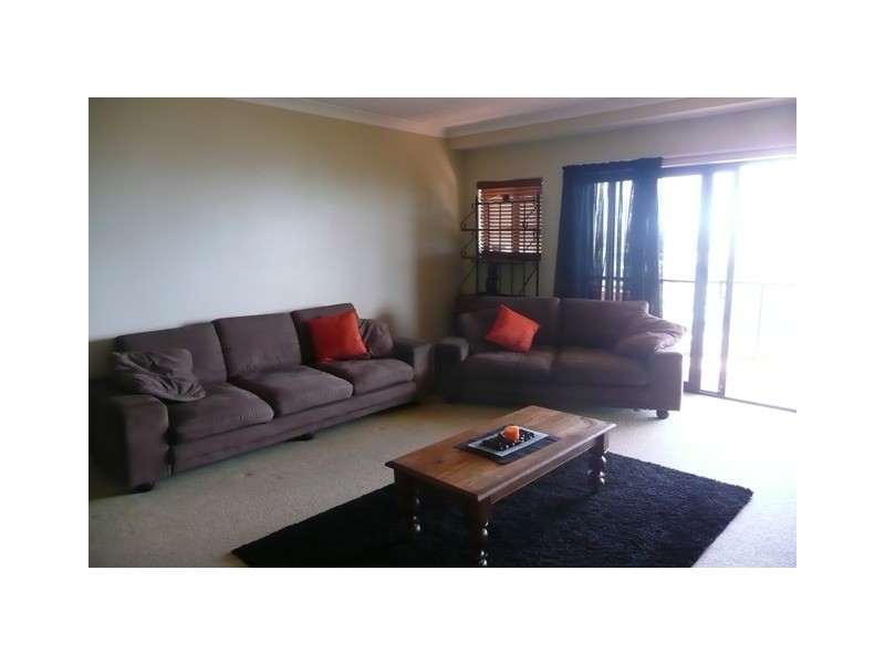 A20 Great Hall Drive, Miami QLD 4220