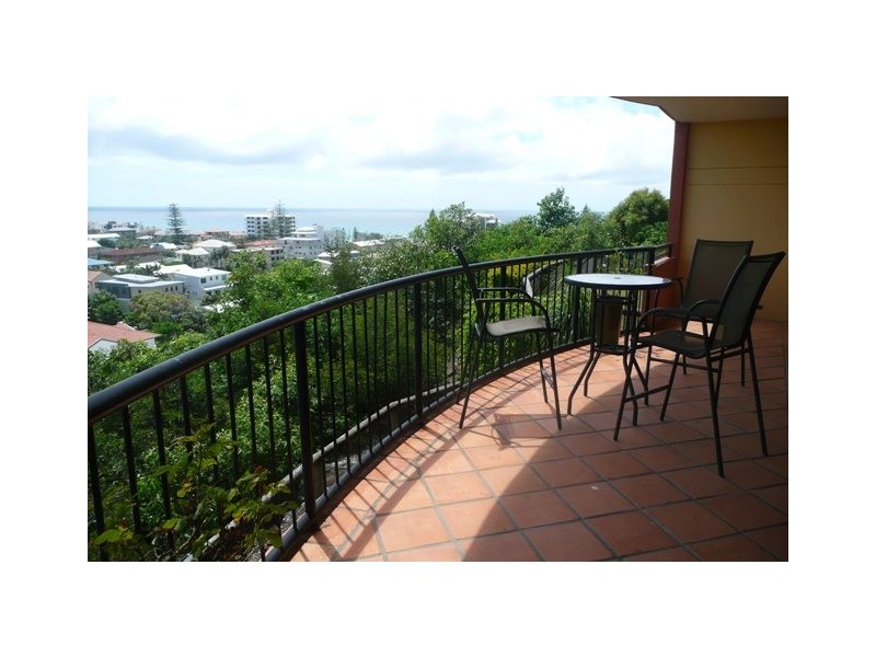 A20 Great Hall Drive, Miami QLD 4220