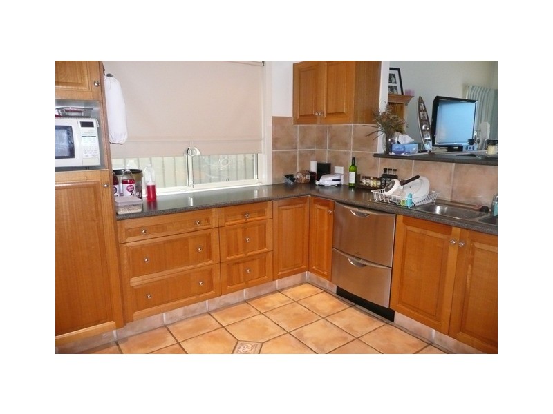 2/18 Redondo Avenue, Miami QLD 4220