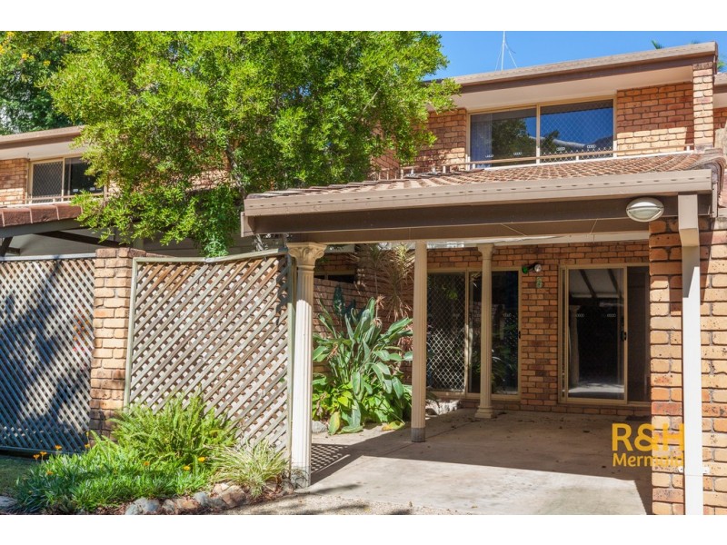 8/9 EADY AVENUE, Broadbeach Waters QLD 4218