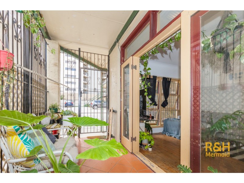 2/1929 GOLD COAST HIGHWAY, Burleigh Heads QLD 4220