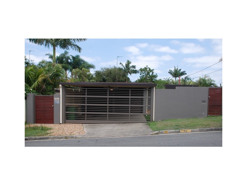 20 Raymond Avenue, Bundall QLD 4217