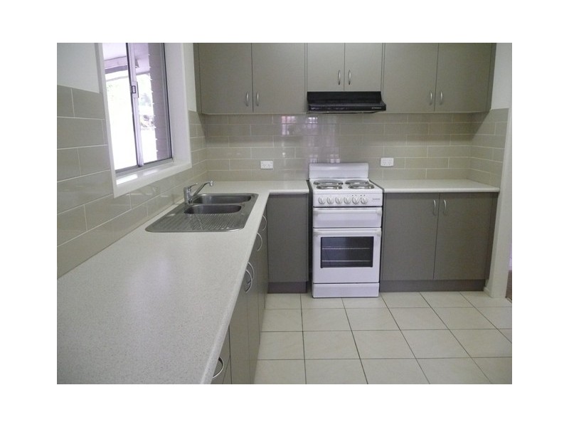 1/98 Seagull Avenue, Mermaid Waters QLD 4218