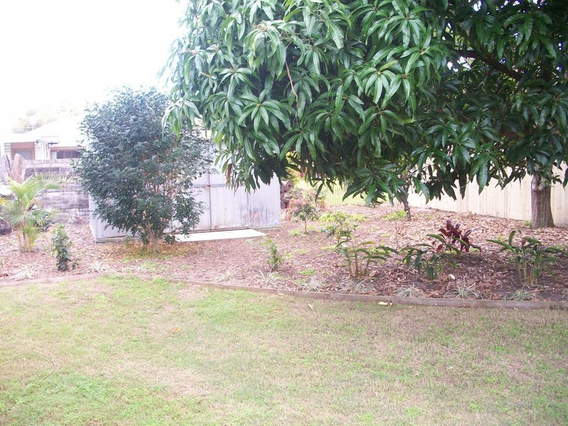 18 Vatakoula Parade, Mermaid Waters QLD 4218