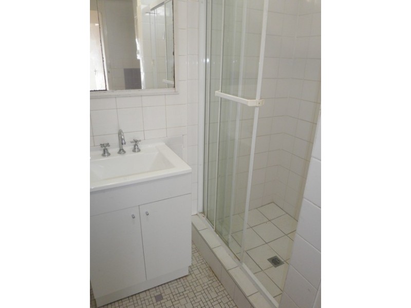 5/10 Monaco Street, Broadbeach QLD 4218