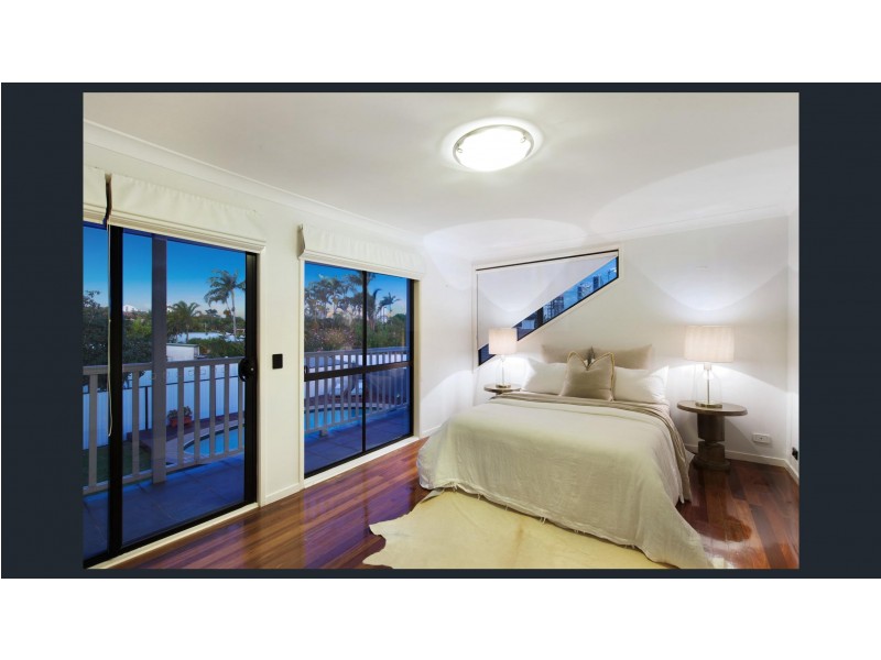 50 ALLAMBI AVENUE, Broadbeach Waters QLD 4218