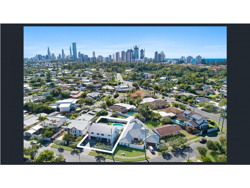 50 ALLAMBI AVENUE, Broadbeach Waters QLD 4218