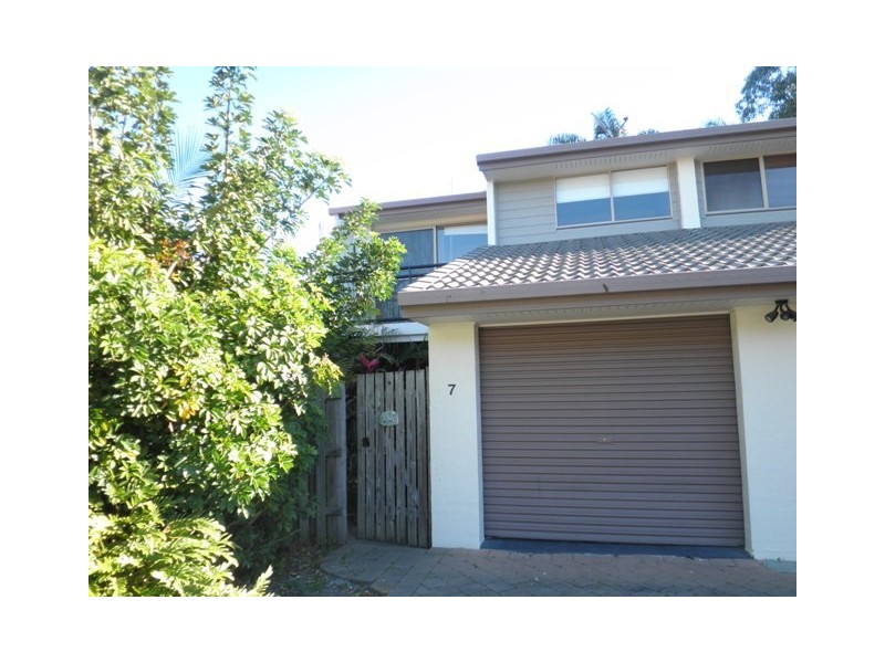 7/40 Sunbird Street, Burleigh Waters QLD 4220