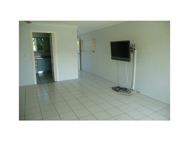 2/30 Duet Drive, Mermaid Waters QLD 4218
