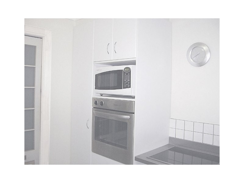 2/30 Duet Drive, Mermaid Waters QLD 4218