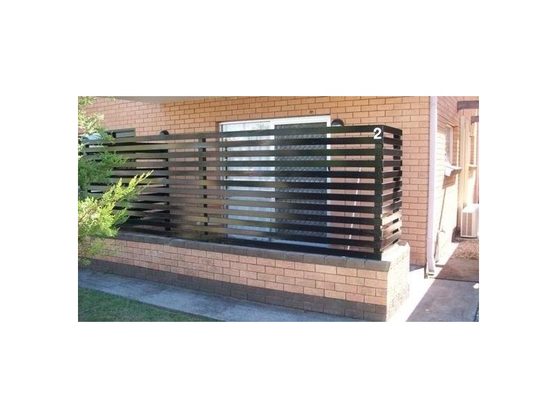 2/10 Kalyan Street, Chevron Island QLD 4217