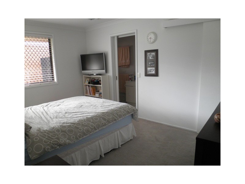 8 Lautoka Court, Clear Island Waters QLD 4226