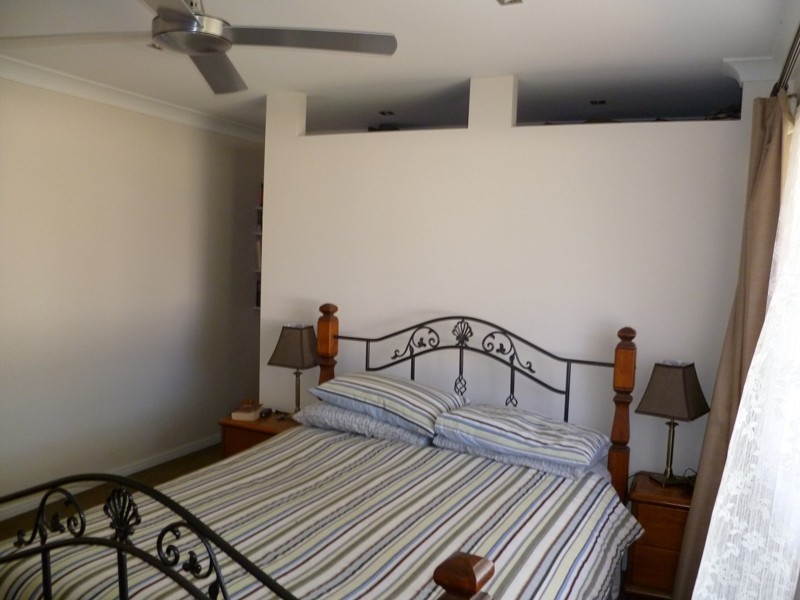 3 Yeringba Street, Mermaid Waters QLD 4218