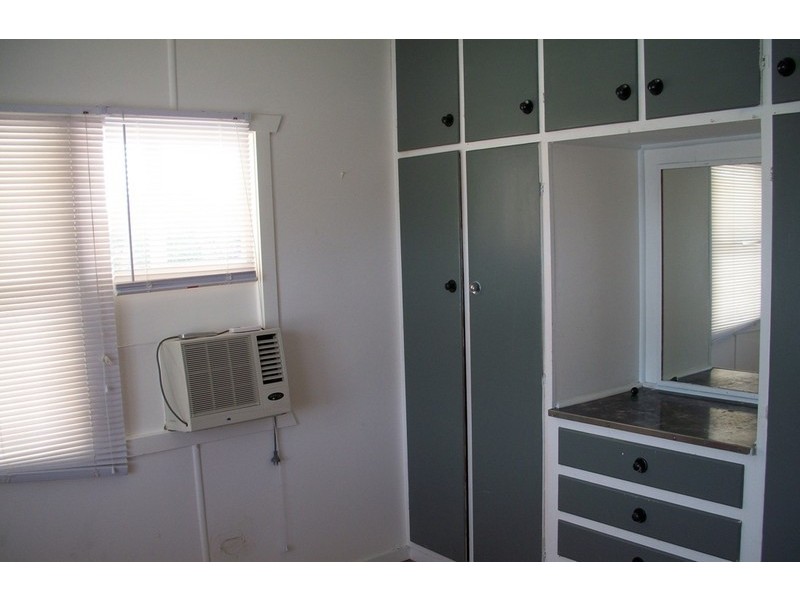 115 SUNSHINE PARADE, Miami QLD 4220