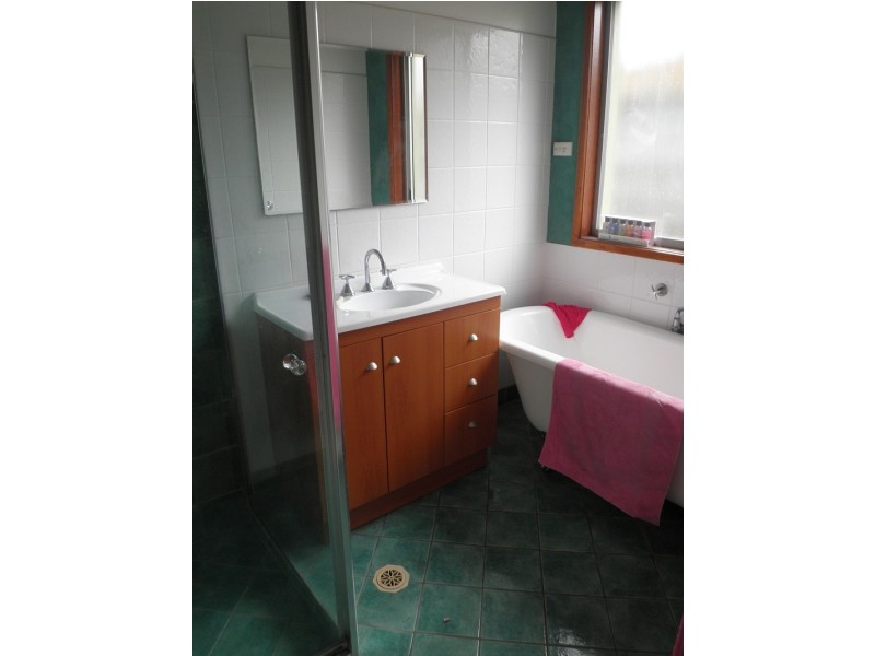 6 Firmin Court, Mermaid Waters QLD 4218