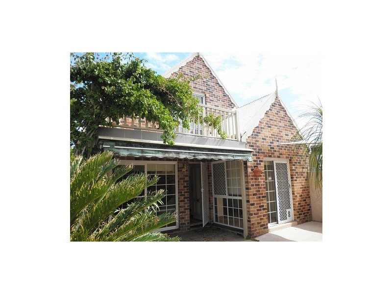 1/30 Sunbrite Avenue, Mermaid Beach QLD 4218