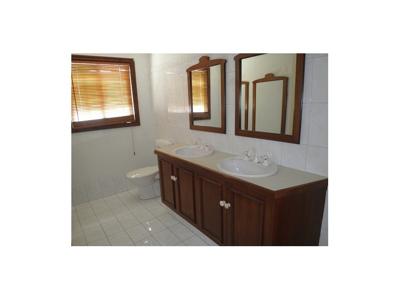 1/30 Sunbrite Avenue, Mermaid Beach QLD 4218