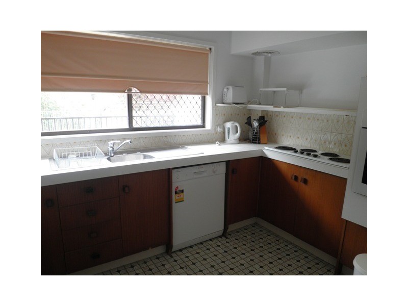 2/17 Seashell Avenue, Mermaid Beach QLD 4218