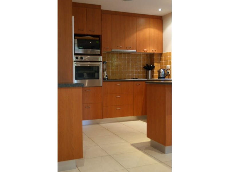 1/2264 Gold Coast Highway, Mermaid Beach QLD 4218