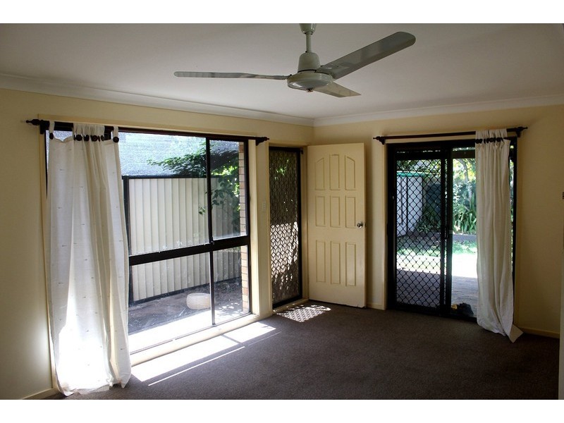 2/2295 GOLD COAST HIGHWAY, Mermaid Beach QLD 4218