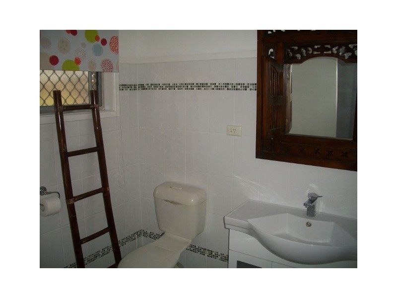 2/2293 GOLD COAST HIGHWAY, Mermaid Beach QLD 4218