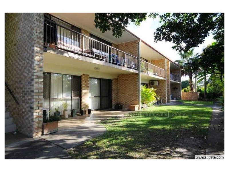 2/54 Karbunya Street, Mermaid Waters QLD 4218