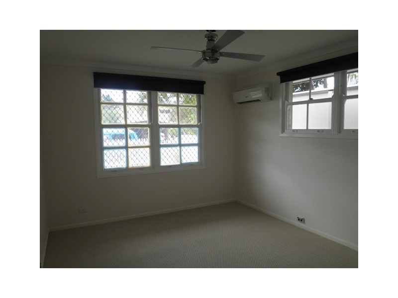 76 Petrel Avenue, Mermaid Beach QLD 4218