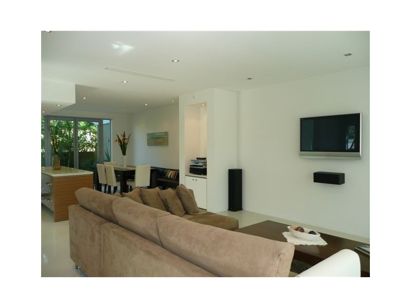 1/14 Lavarack Road, Mermaid Beach QLD 4218