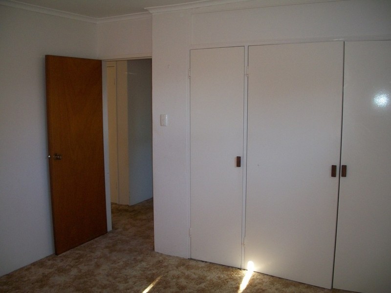 2/22 ADAMS AVENUE, Miami QLD 4220