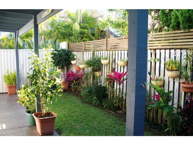 2/31 Tamborine Street, Mermaid Beach QLD 4218