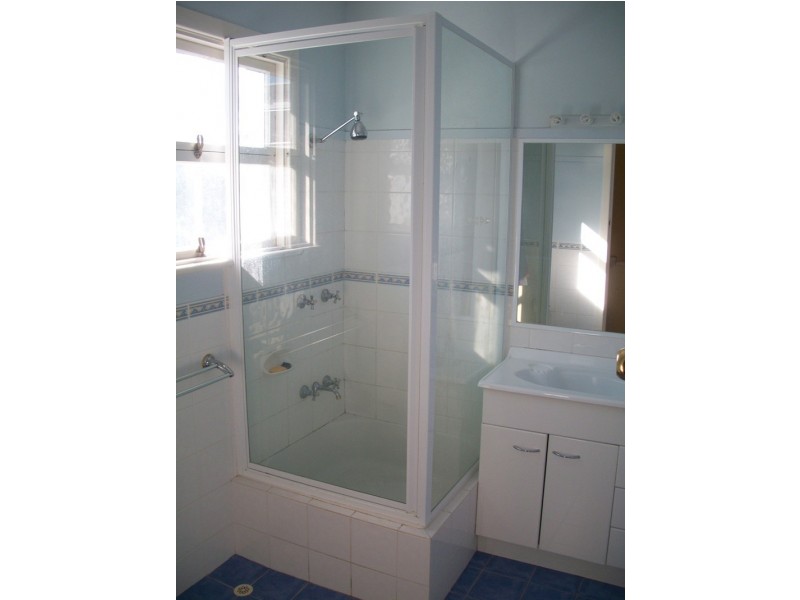 18 PETREL AVE, Mermaid Beach QLD 4218