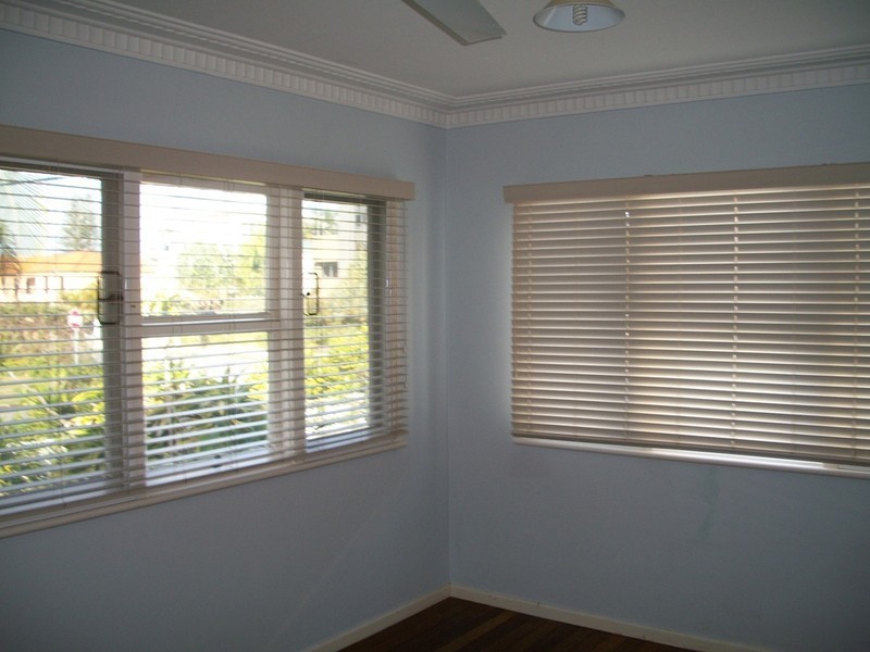 18 PETREL AVE, Mermaid Beach QLD 4218