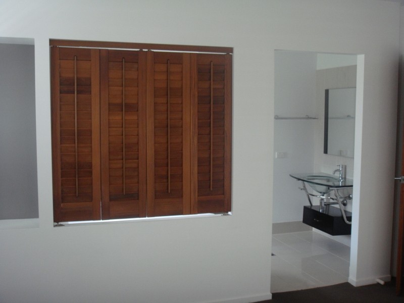 2/56 Albion Avenue, Miami QLD 4220