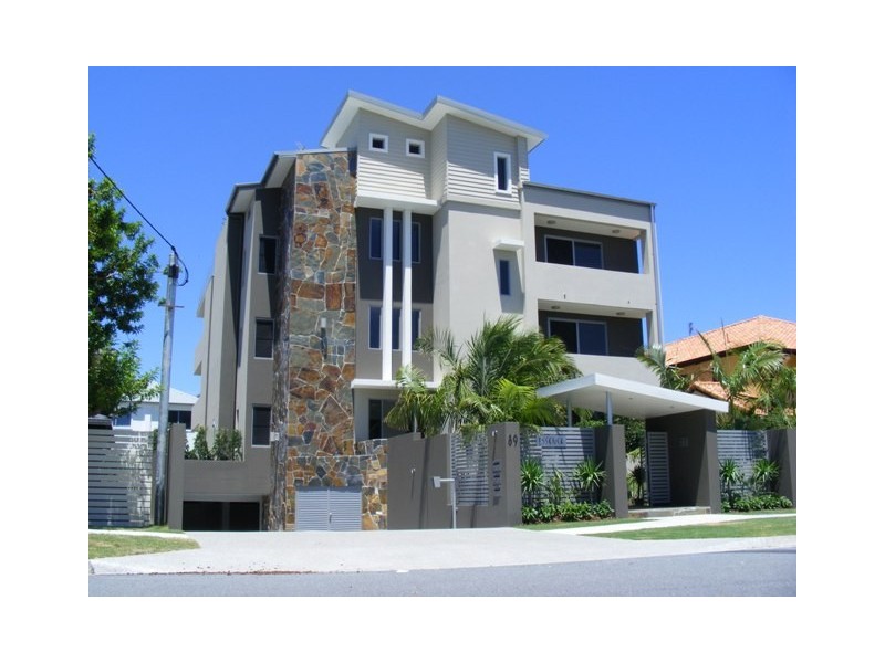 2@89 SEAGULL AVENUE, Mermaid Beach QLD 4218