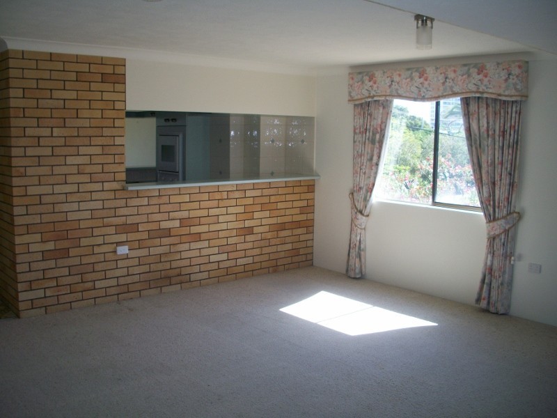 21/37 Hooker Boulevarde, Broadbeach Waters QLD 4218