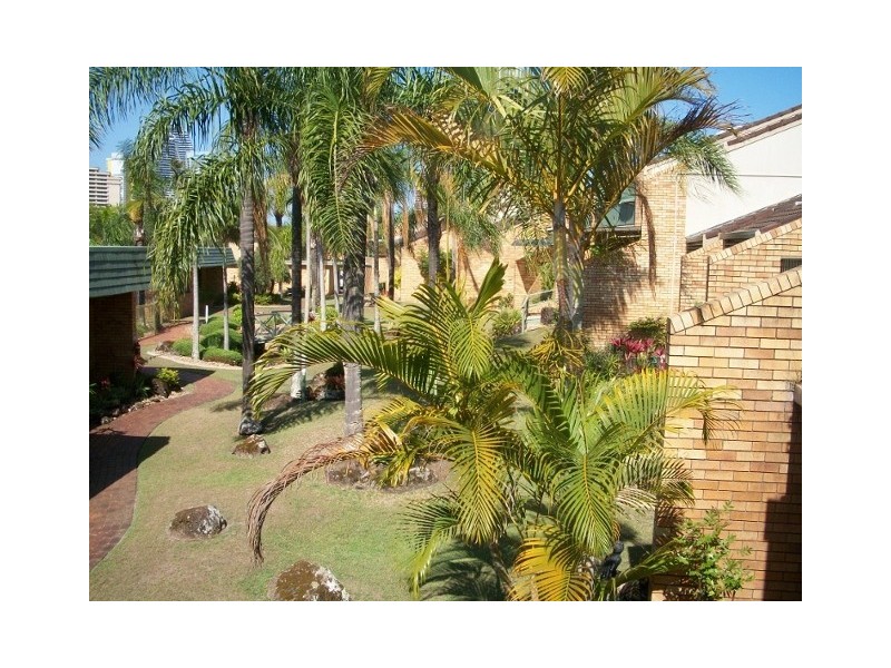 21/37 Hooker Boulevarde, Broadbeach Waters QLD 4218