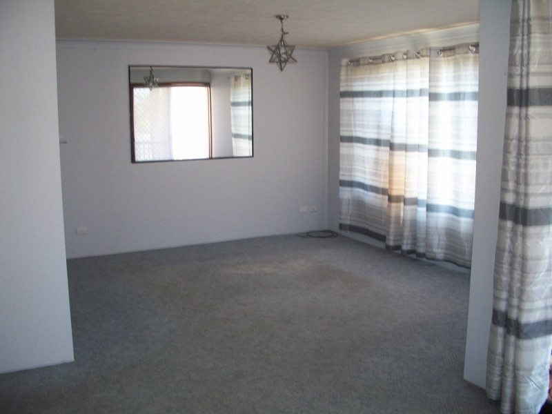 2/42-44 SUNBRITE AVENUE, Mermaid Beach QLD 4218