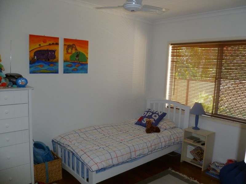 27 Banksia Broadway, Burleigh Waters QLD 4220