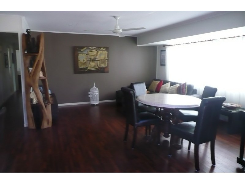 30 Surf Street, Mermaid Beach QLD 4218