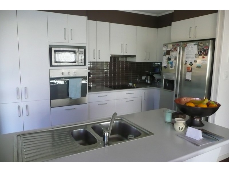 30 Surf Street, Mermaid Beach QLD 4218