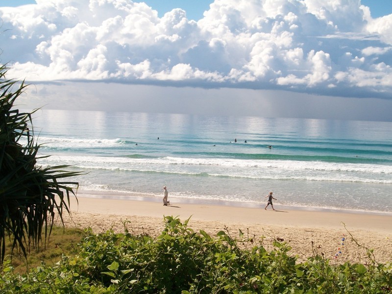 2/27 WILLIAM STREET, Mermaid Beach QLD 4218