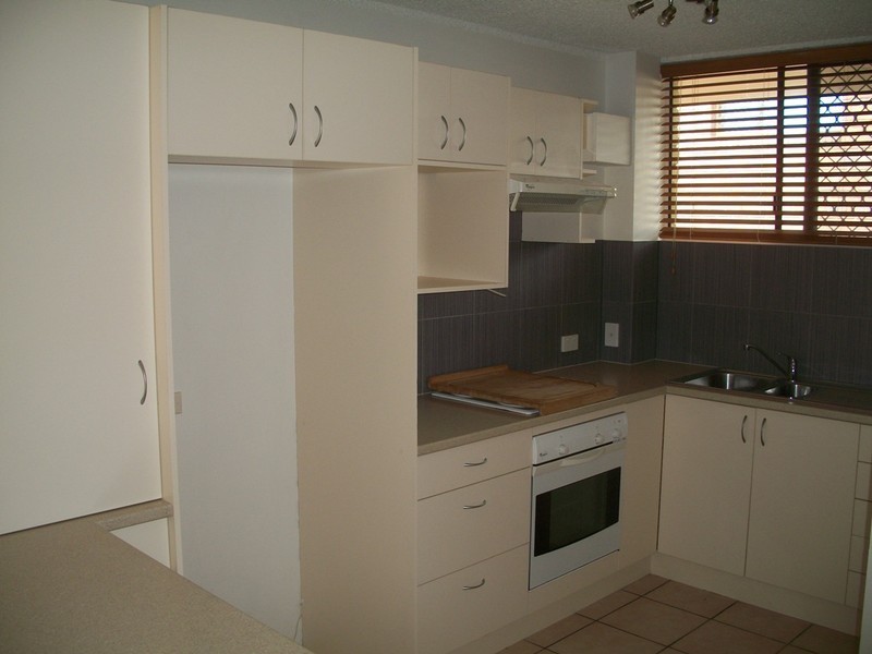 2/31 VENICE STREET, Mermaid Beach QLD 4218